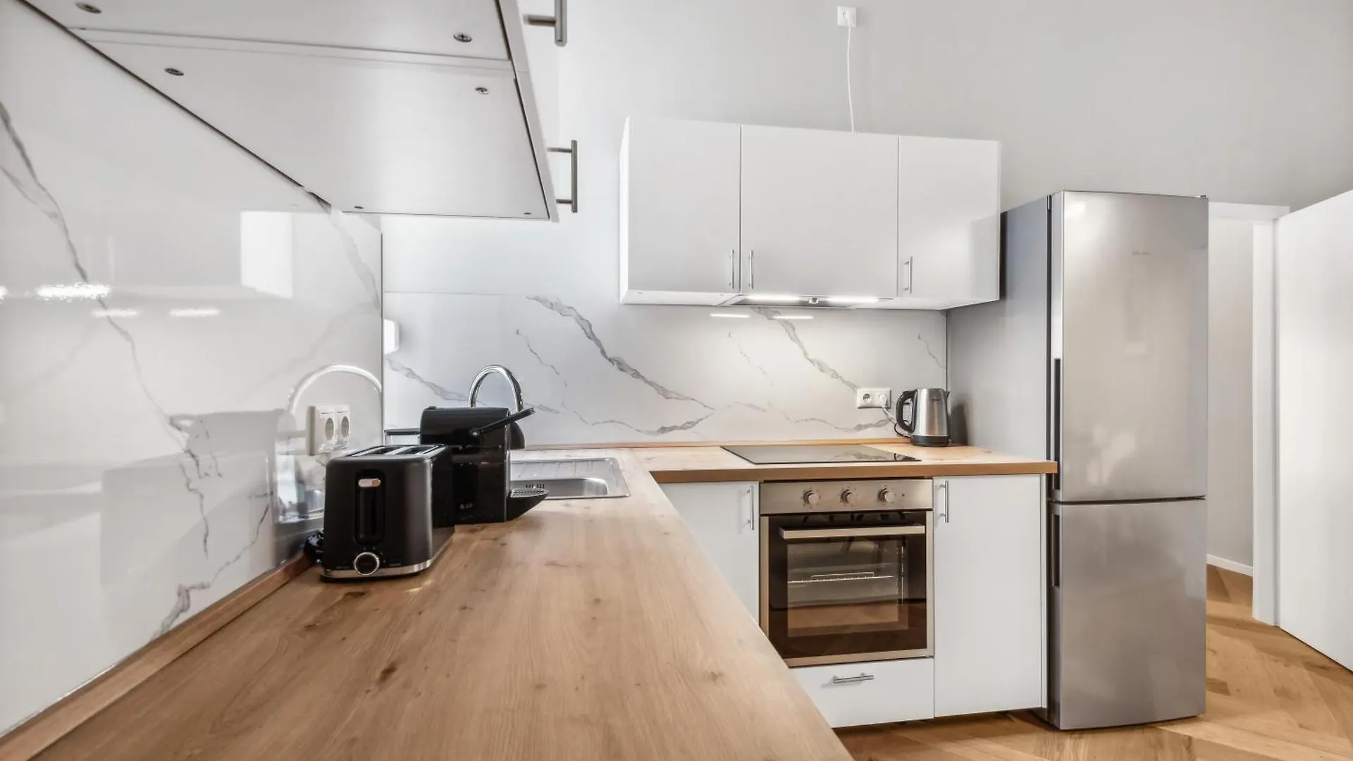 Comfy 2 Bedroom Apartment Charlottenburg Berlin
